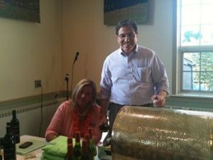 254024_2087993526110_2348525_n