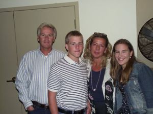 58480_1604119225982_7899668_n